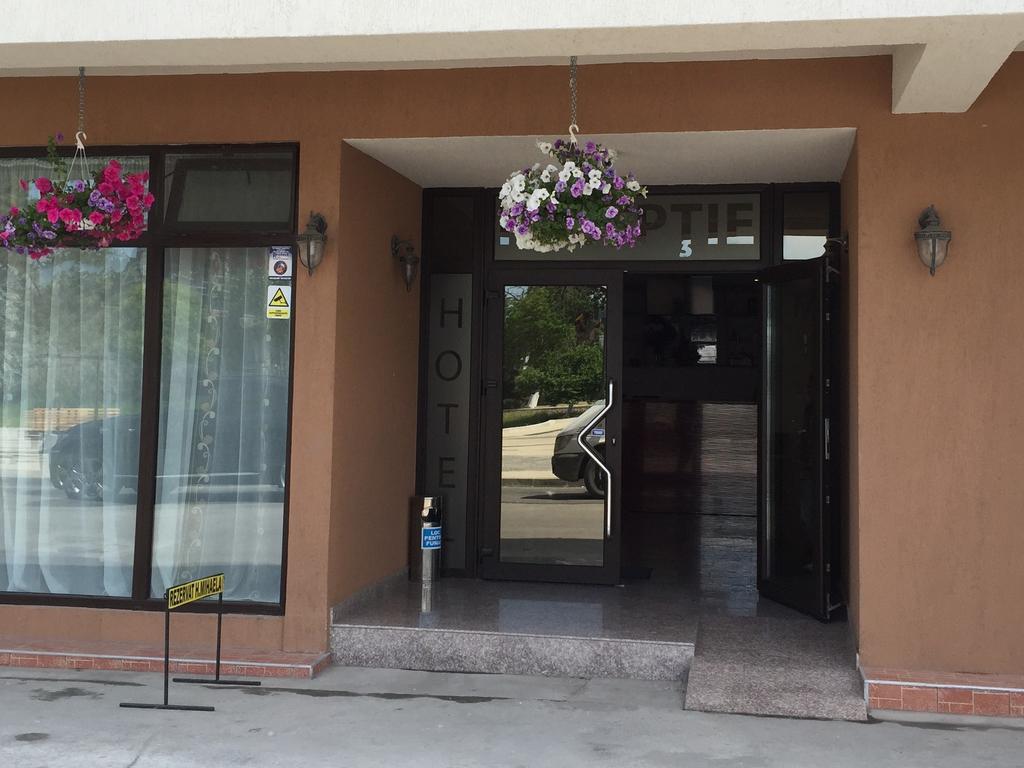 Hotel Mihaela Mamaia Luaran gambar